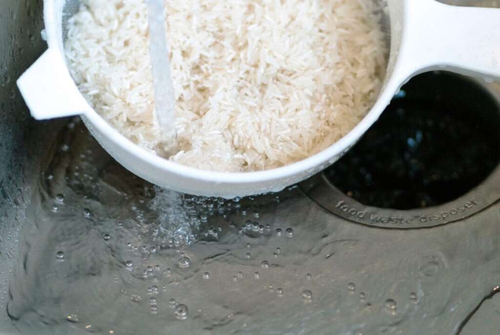 Should You Wash Paella Rice?